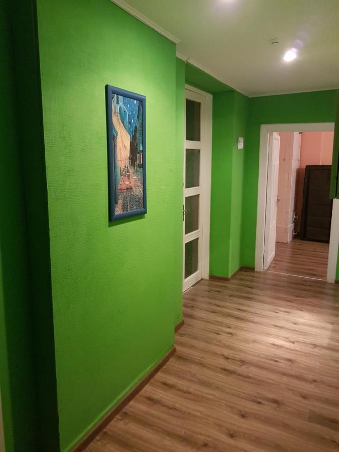 Ebu 28 Apartment Riga Bagian luar foto