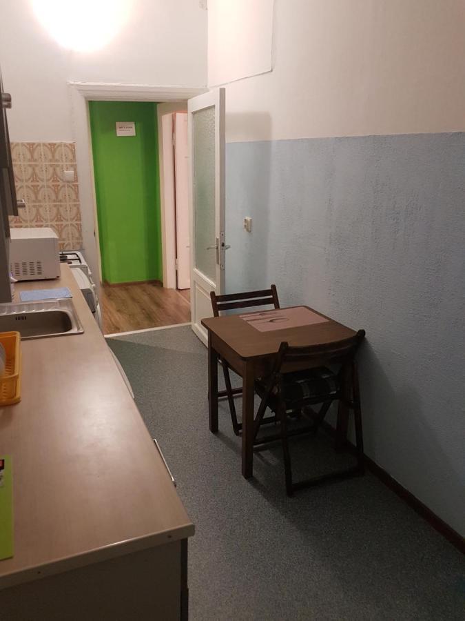 Ebu 28 Apartment Riga Bagian luar foto