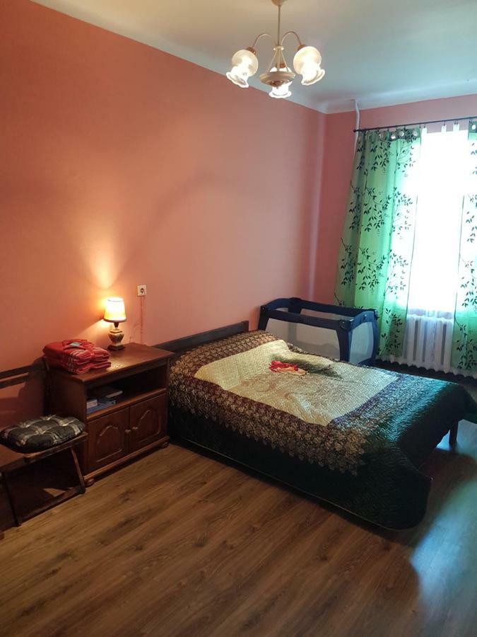 Ebu 28 Apartment Riga Bagian luar foto