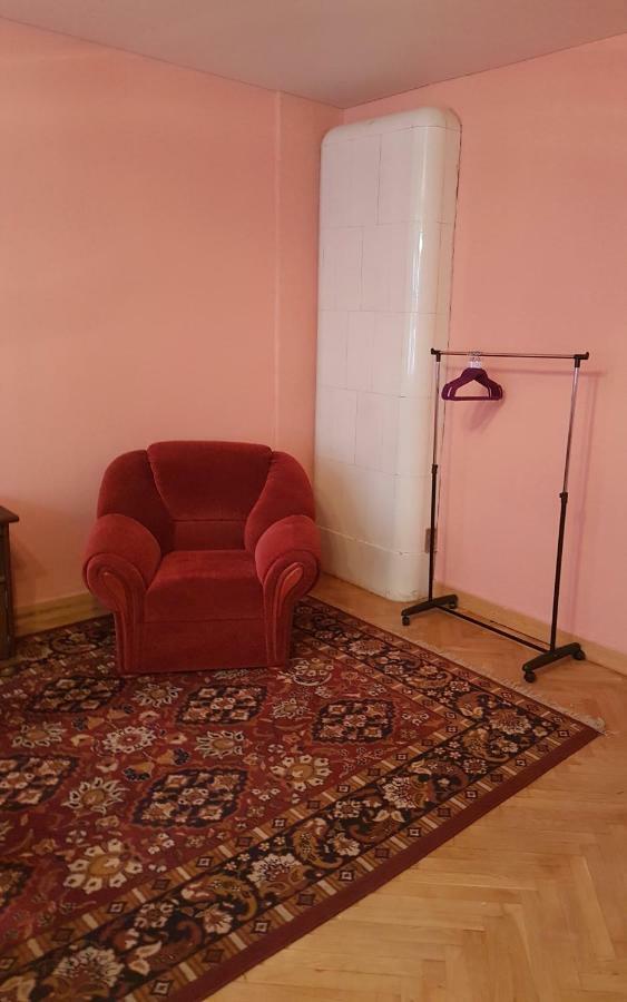 Ebu 28 Apartment Riga Bagian luar foto