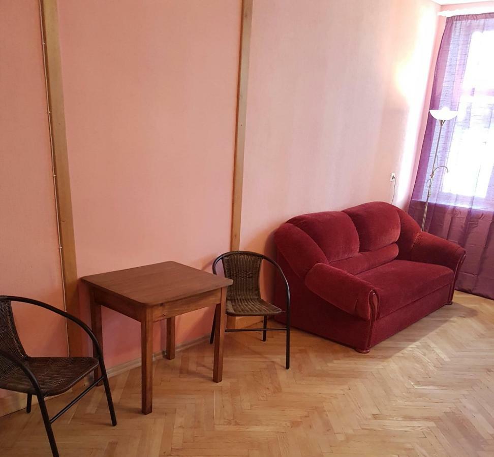 Ebu 28 Apartment Riga Bagian luar foto